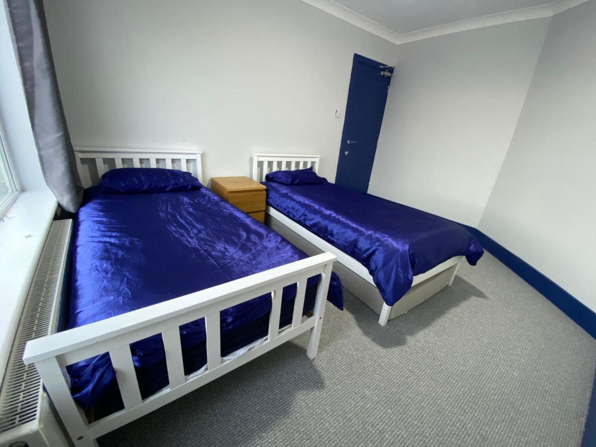 קינגס לין Harewood Lodge - Single And Double Rooms Self Serve Apartment מראה חיצוני תמונה